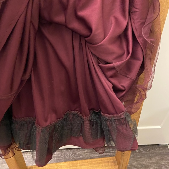 Short formal Juniors Size 5 “Blondie” dress, Wine color - Picture 8 of 12